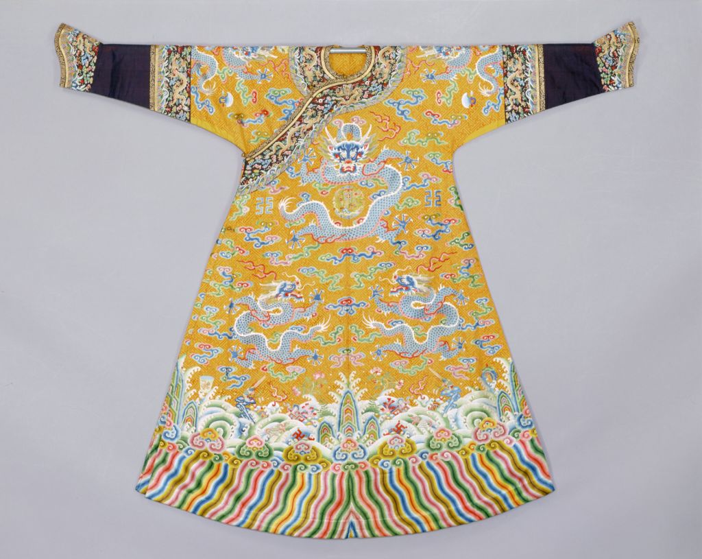 图片[1]-Bright yellow yarn double-sided embroidered cloud dragon single robe-China Archive